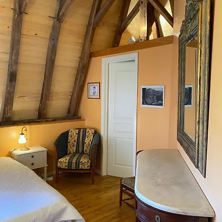 Le Chateau De Busqueilles La Affittacamere